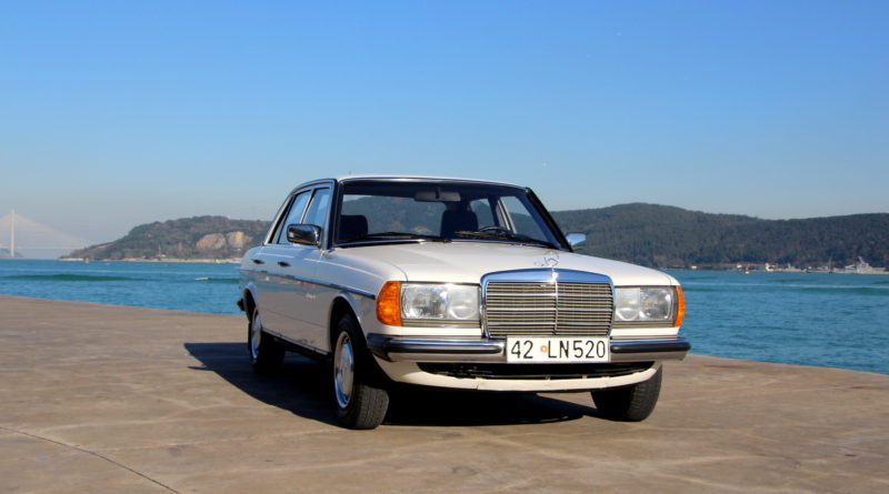 SATILDI Orijinal 57 Bin.de Boyasız 1984 W123 Mercedes-Benz 200D